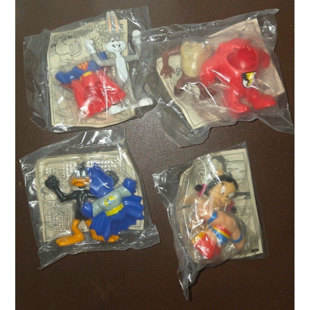 NEW McDonalds 1991 Looney Tunes Super Heroes Happy Meal Complete Set